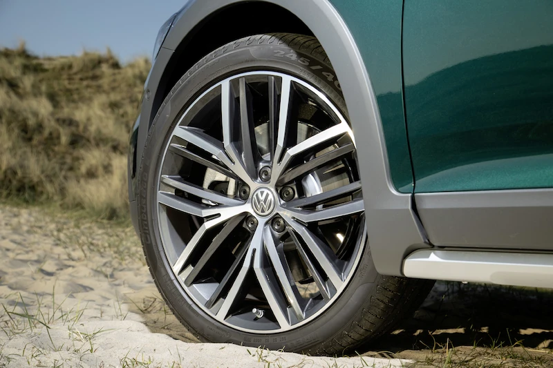 Volkswagen Passat Alltrack - 31.