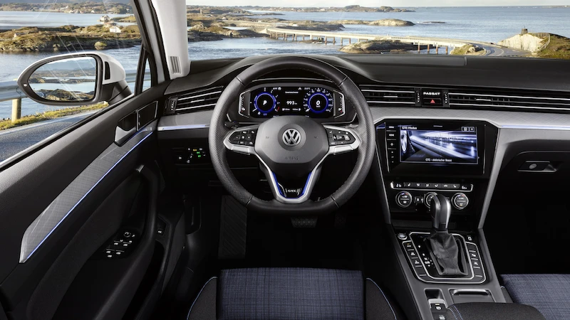 Volkswagen Passat GTE Variant - 31.
