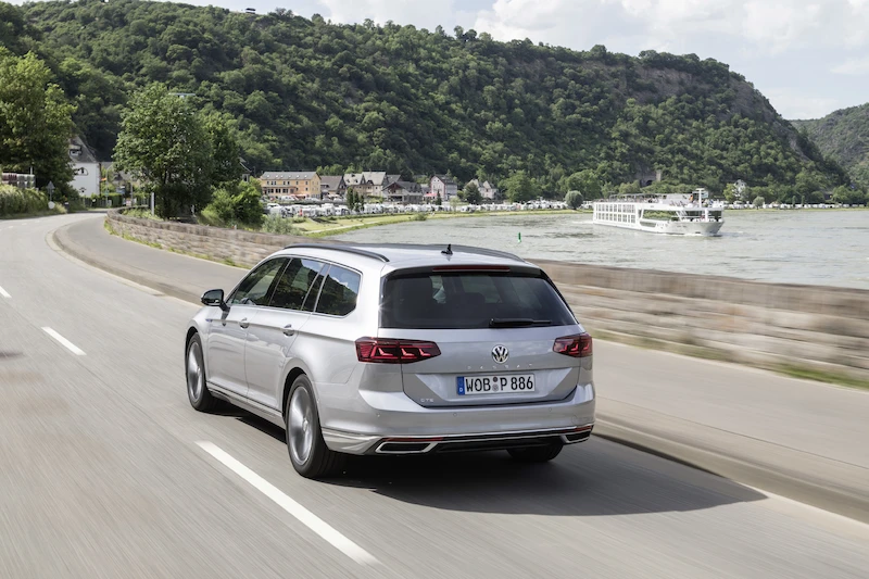 Volkswagen Passat GTE Variant - 12.