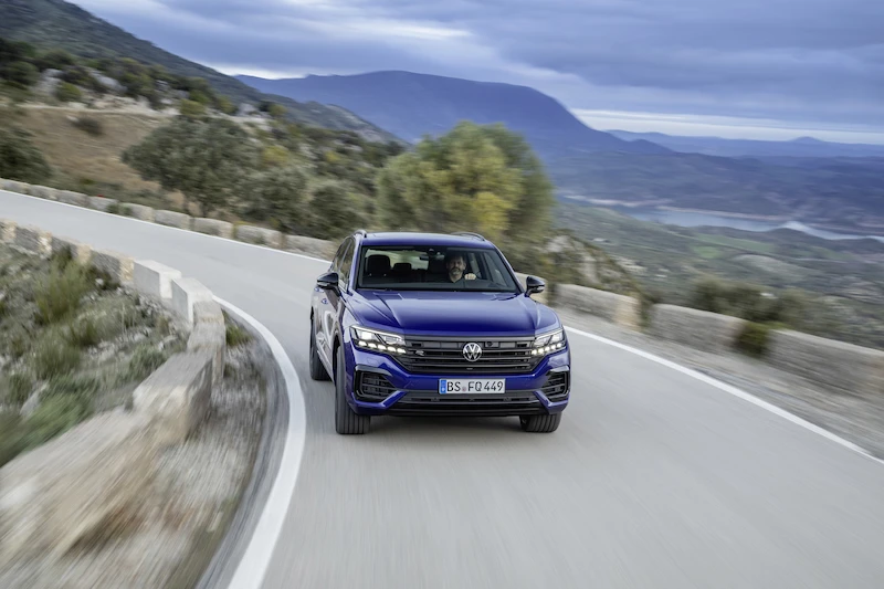 Volkswagen Touareg R - 16.