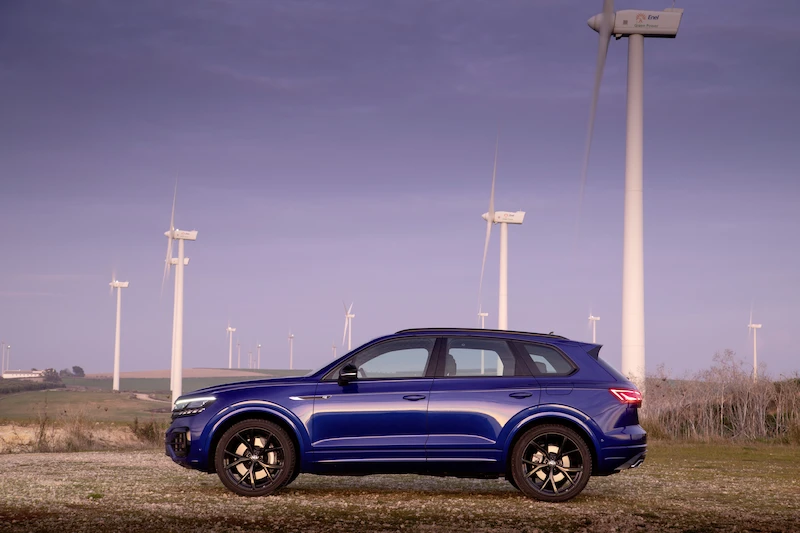 Volkswagen Touareg R - 55.