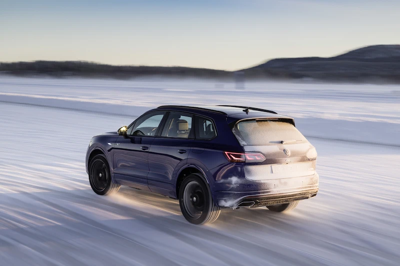 Volkswagen Touareg R - 34.