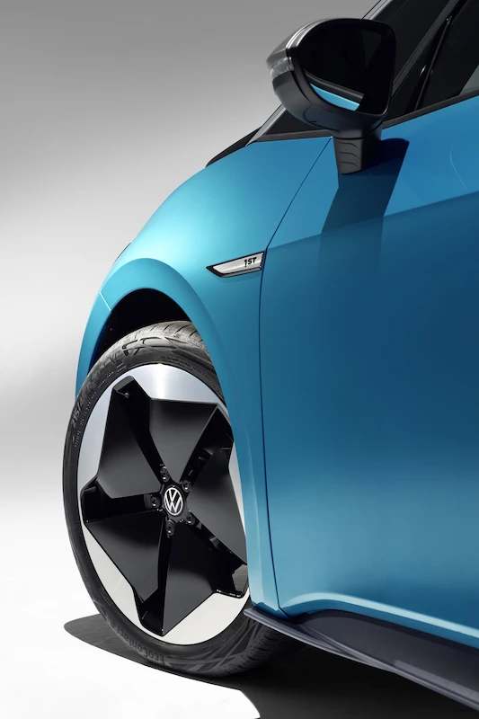 ID.3 wreszcie w pełnej krasie – debiut elektrycznego Volkswagena we Frankfurcie podczas IAA - 17.