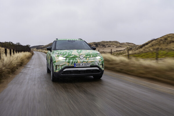Pierwsze jazdy elektrycznym kompaktowym SUV-em Volkswagena: nowy ID. Cross na ulicach Amsterdamu