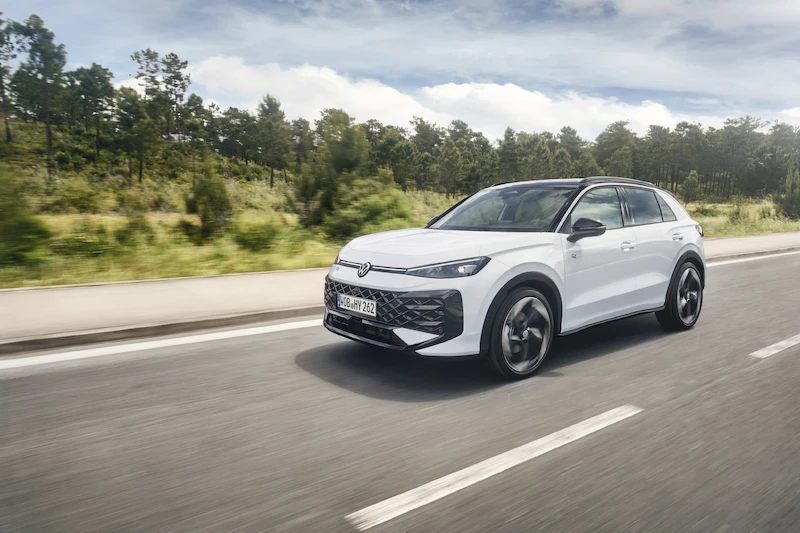 Nowy napęd hybrydowy: rusza przedsprzedaż Golfa i T-Roca z układem typu full hybrid - 6.