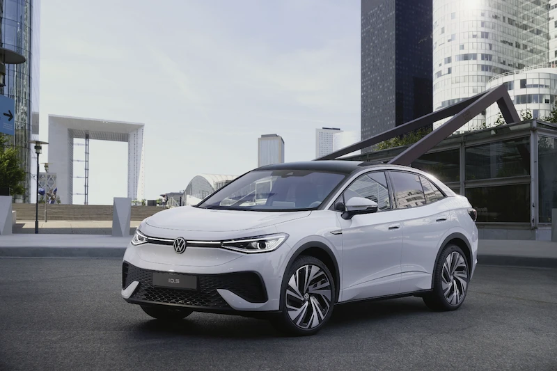 Pierwszy elektryczny SUV typu coupé Volkswagena: zaprezentowano model ID.5 i ID.5 GTX - 15.