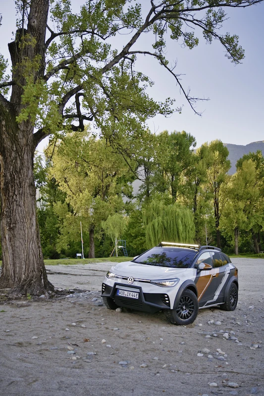 Volkswagen zaprezentował prototyp w pełni elektrycznego samochodu terenowego – ID. XTREME - 11.