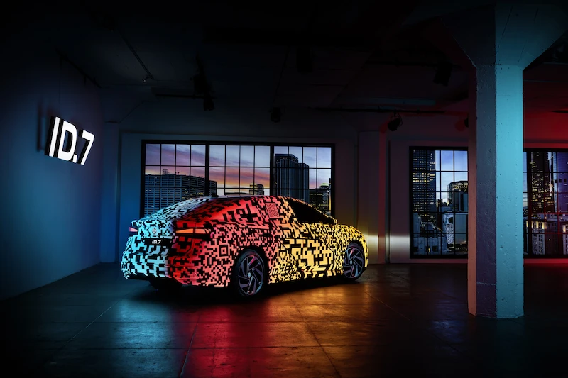 Przed światową premierą nowej, elektrycznej limuzyny Volkswagena: nowy ID.7 jeszcze w kamuflażu - 7.