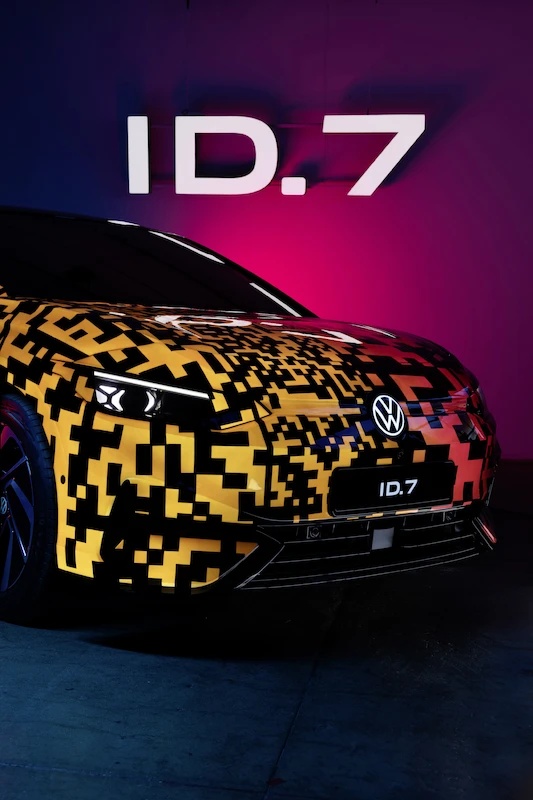 Przed światową premierą nowej, elektrycznej limuzyny Volkswagena: nowy ID.7 jeszcze w kamuflażu - 21.