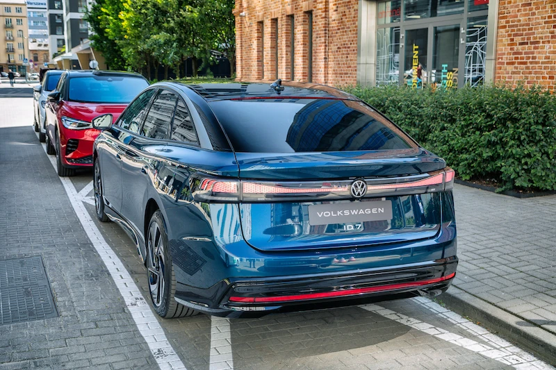 ID.7 po raz pierwszy w Polsce: elektryczna limuzyna premierowo w Volkswagen Home w Warszawie - 14.