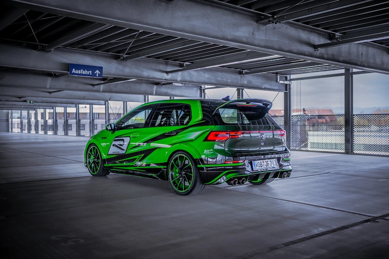 Bezkompromisowy Volkswagen Golf R Hurricane podczas Ultrace 2023 we Wrocławiu - 3.