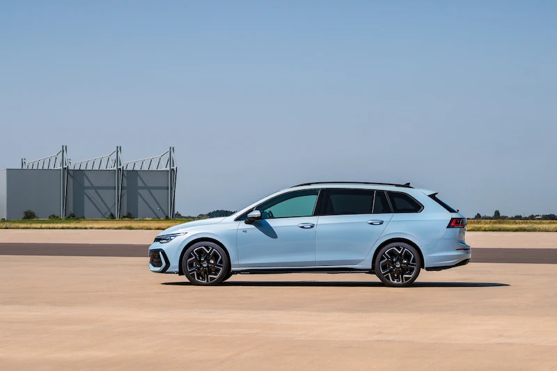 Ruszyła przedsprzedaż nowego Volkswagena Golfa, ceny wersji hatchback zaczynają się od 112 100 zł - 13.