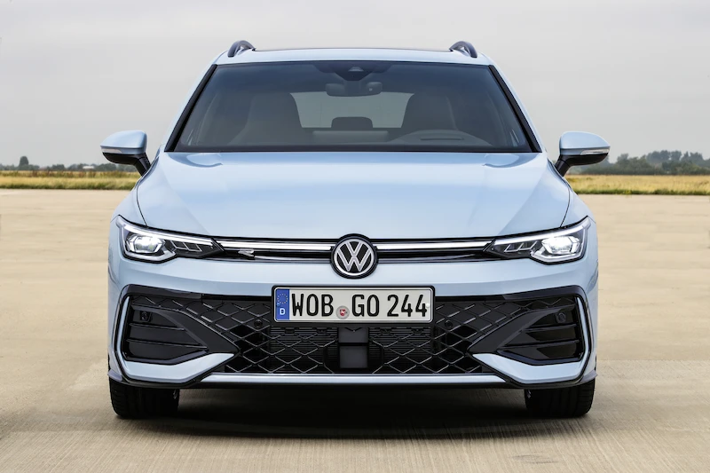Ruszyła przedsprzedaż nowego Volkswagena Golfa, ceny wersji hatchback zaczynają się od 112 100 zł - 10.