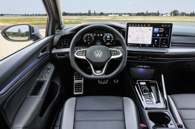 Ruszyła przedsprzedaż nowego Volkswagena Golfa, ceny wersji hatchback zaczynają się od 112 100 zł - 17.