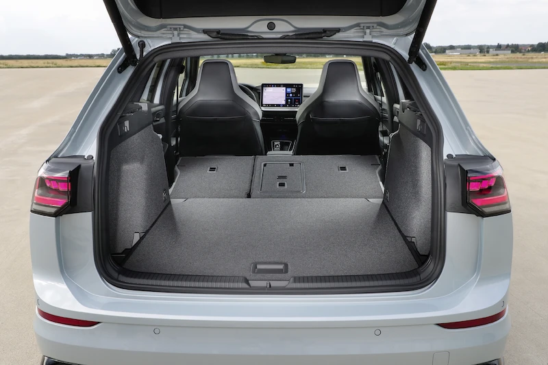 Ruszyła przedsprzedaż nowego Volkswagena Golfa, ceny wersji hatchback zaczynają się od 112 100 zł - 21.