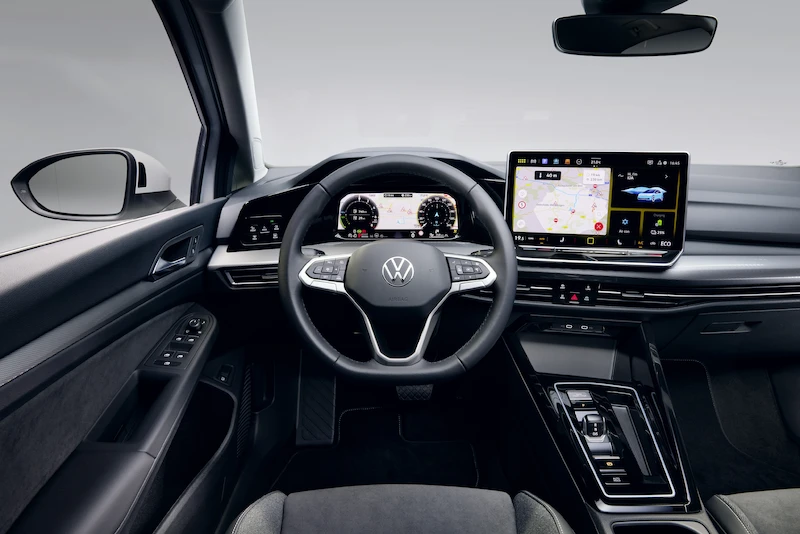 Ruszyła przedsprzedaż nowego Volkswagena Golfa, ceny wersji hatchback zaczynają się od 112 100 zł - 9.