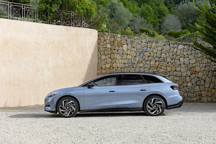 Elektryczny i wszechstronny: Volkswagen rozpoczyna przedsprzedaż modelu ID.7 Tourer