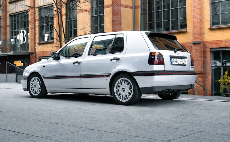 Volkswagen Golf III – kolejny etap ewolucji, tym razem pod znakiem poprawy poziomu bezpieczeństwa - 3.