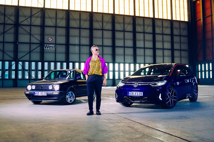 Volkswagen świętuje powrót modelu „Fire and Ice” nową piosenką w wykonaniu Purple Disco Machine