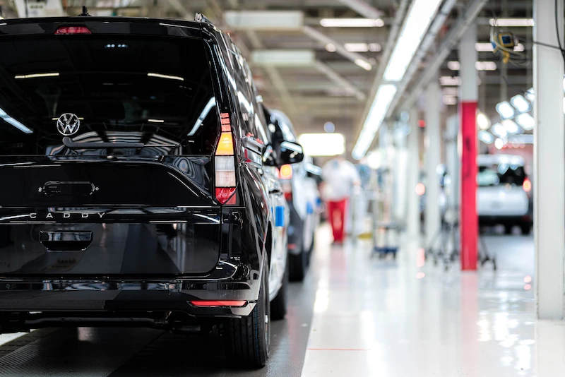 Pracownicy Volkswagen Poznań otrzymali wakacyjny bonus pieniężny - 3.