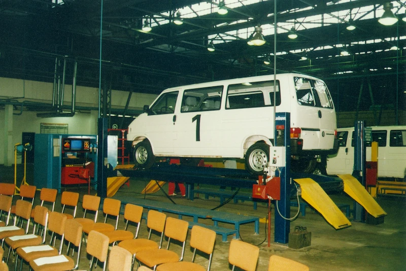 30 lat Volkswagen Poznań: Od prostego montażu do największego producenta samochodów w Polsce - 12.