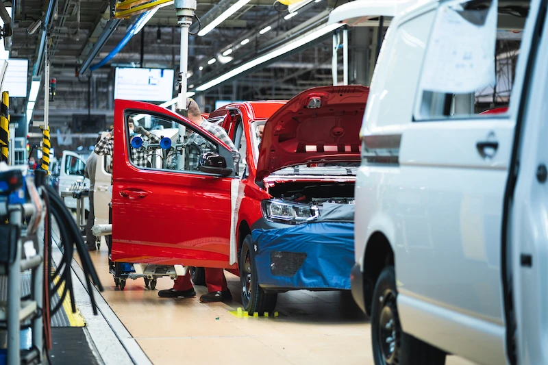 Szukasz pomysłu na ferie? Zwiedź zakłady Volkswagen Poznań - 3.
