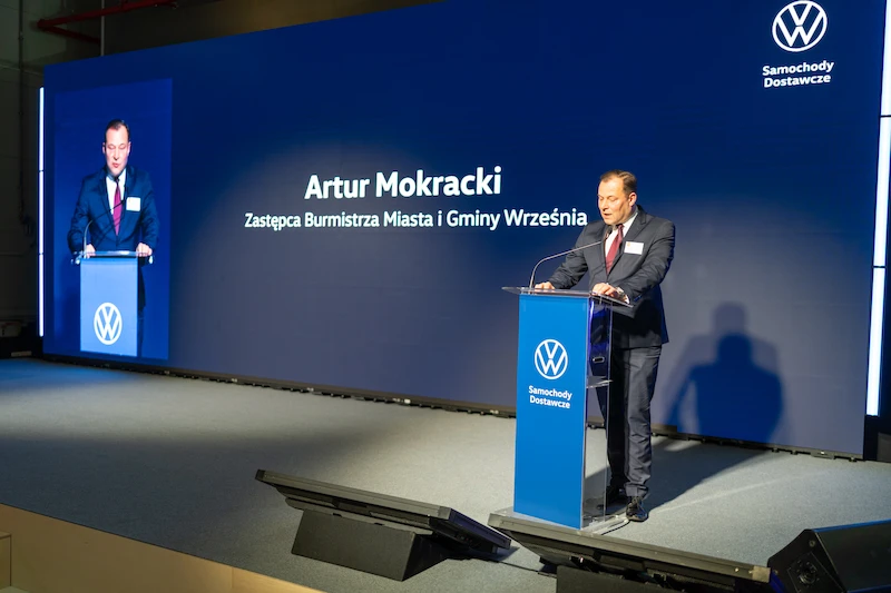 Fabryka Volkswagen Poznań we Wrześni: Wmurowano kamień węgielny pod nowe hale do produkcji elektrycznego Craftera - 17.