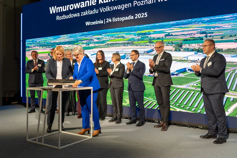 Fabryka Volkswagen Poznań we Wrześni: Wmurowano kamień węgielny pod nowe hale do produkcji elektrycznego Craftera - 18.