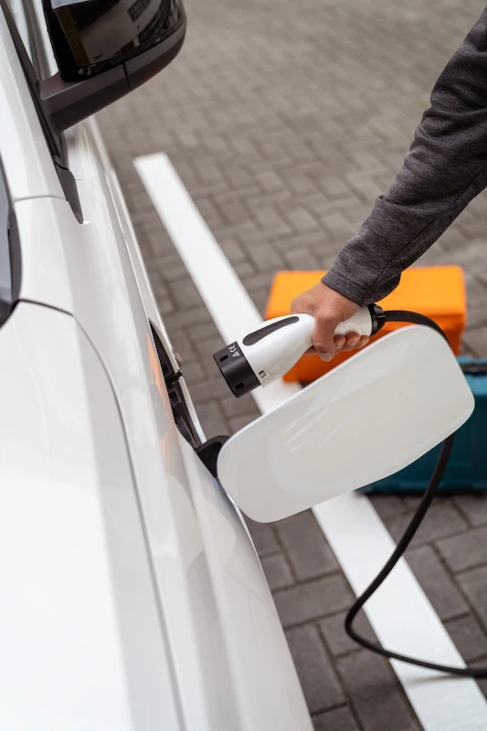 Wybór należy do ciebie: Volkswagen Caddy, zarówno w wariancie osobowym, jak i w wariancie dostawczym, teraz dostępny w wersji eHybrid - 5.